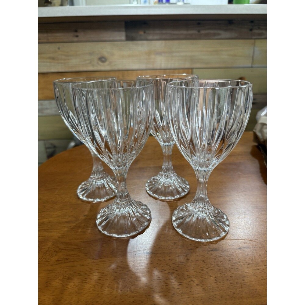Set Of 4 Mikasa Park Lane Wine Goblet Vertical Cuts Ribbed Stem 6 3/8”